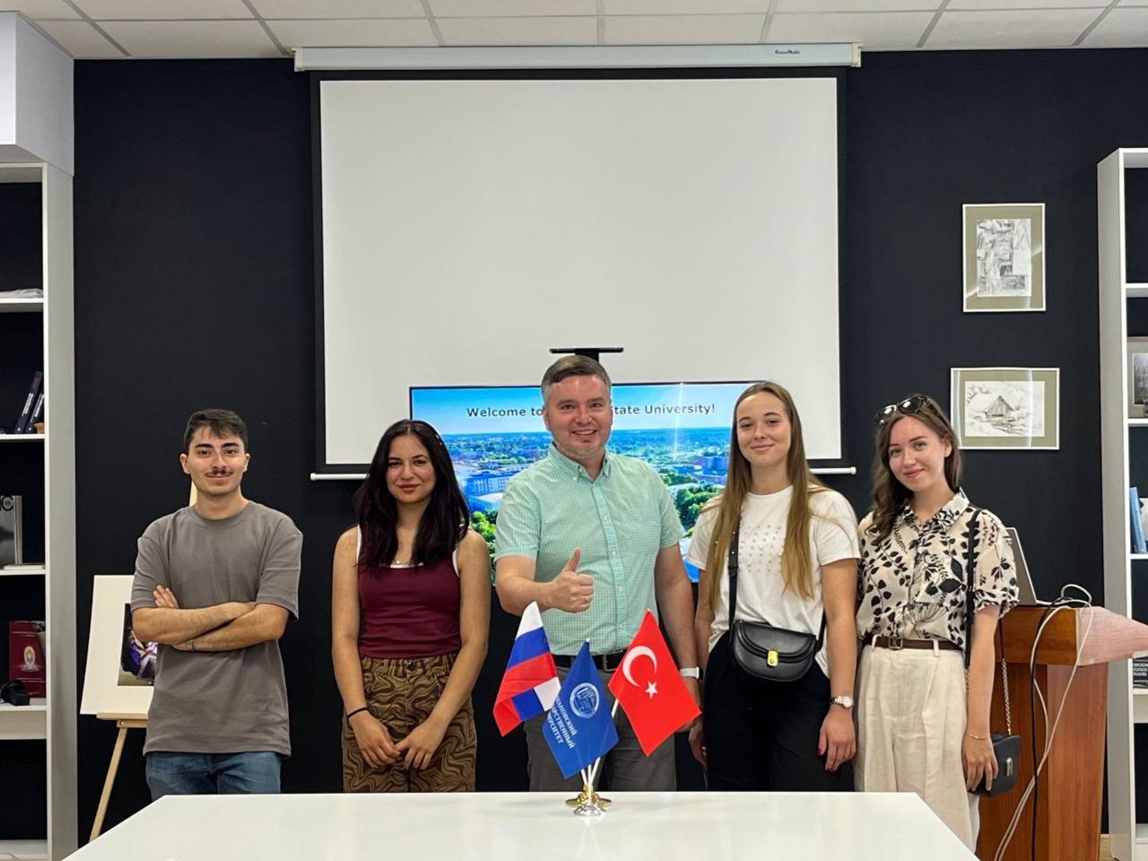 Турецкие студенты приступили к учёбе в Летней школе русского языка и культуры ИвГУ