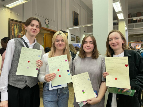 Студенты-филологи побывали на Ярмарке вакансий