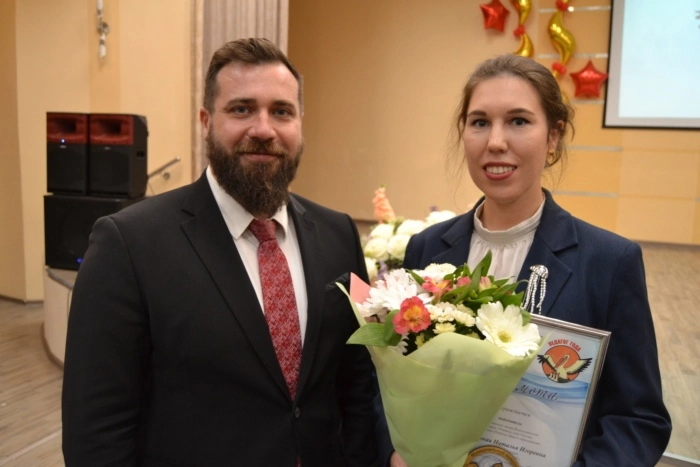 Поздравляем  нашу выпускницу биолога  Н.И. Безсинную с  победой в конкурсе «Педагог года-2023»