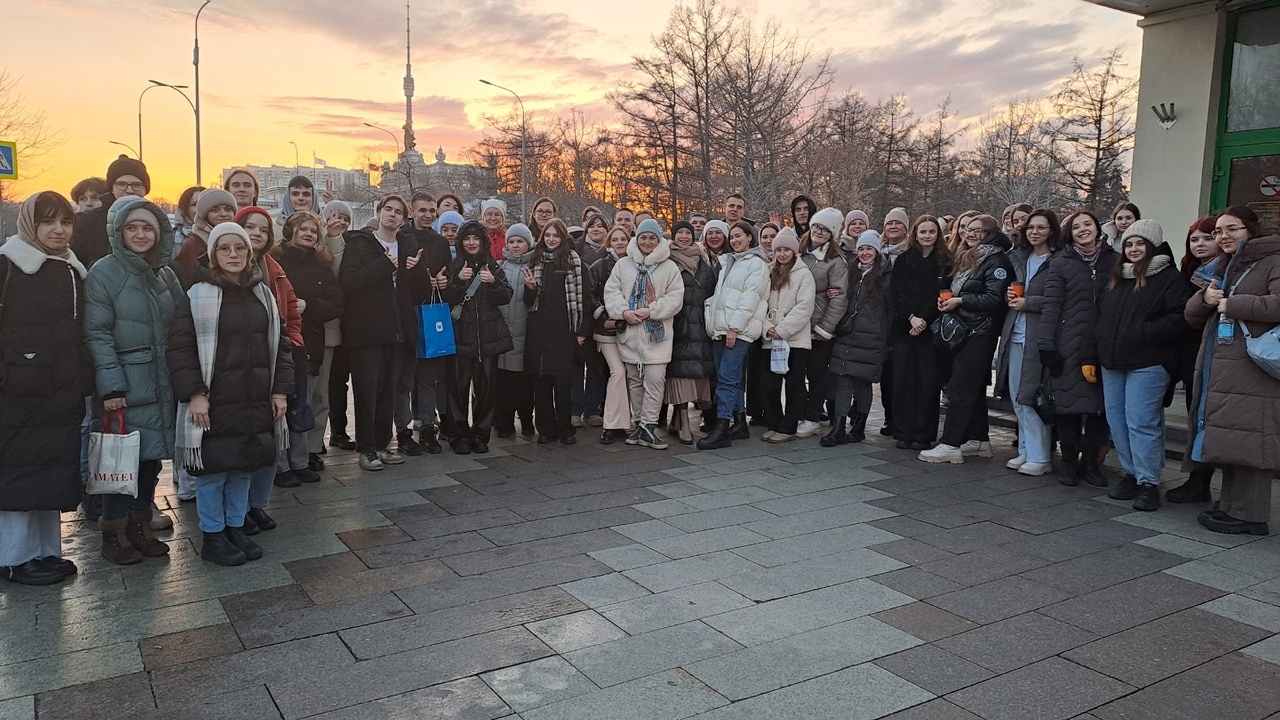 Делегация ИвГУ вновь посетила Международную выставку-форум "Россия" в Москве