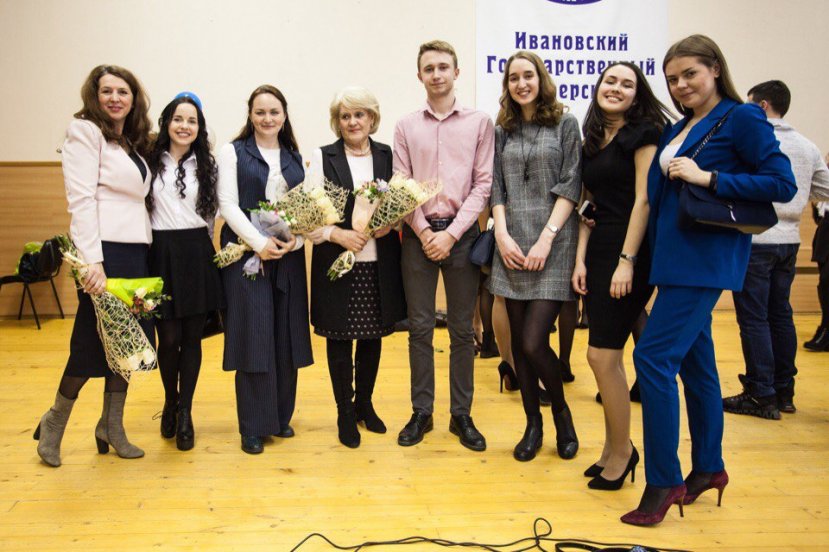 Последний звонок звенит…