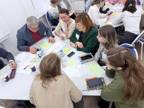 «Умственный труд абсолютно невозможен без труда души,  работа ума – без работы сердца»