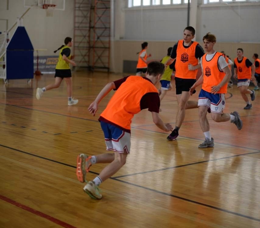 Баскетбольные сборы