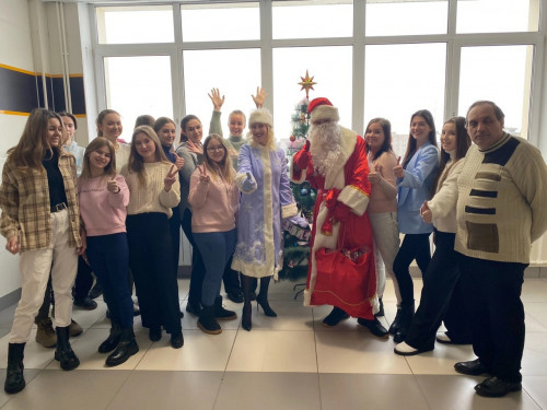 ИСЭН начинает празднование Нового Года (кураторы в деле)