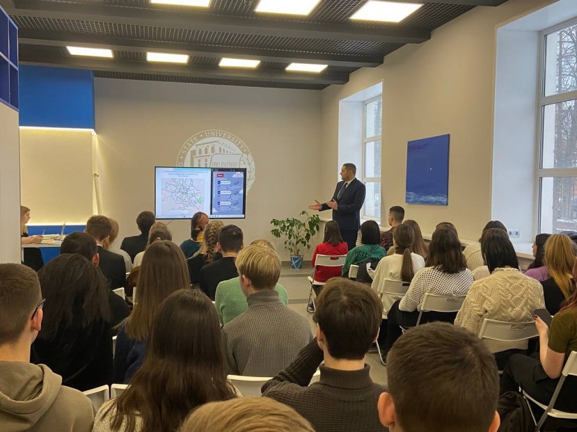 Студенты ИвГУ обсудили проект оптимизированной транспортной системы города