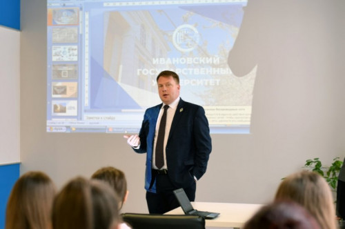 Meeting of "IvSU Ambassadors" project the participants with the leadership of the university