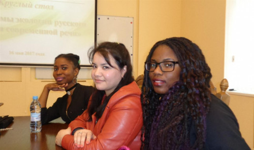 Иностранные студенты ИвГУ на «Днях науки в ИГХТУ»