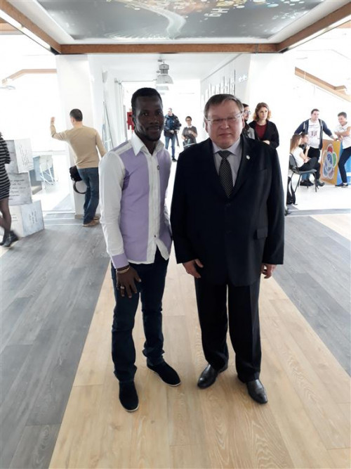 О встрече губернатора Ивановской области с участниками XIX Всемирного фестиваля молодежи и студентов