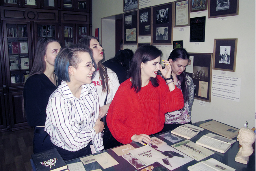 Будущие журналисты в Литературном музее ИвГУ